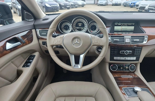 Mercedes-Benz CLS cena 92900 przebieg: 286259, rok produkcji 2014 z Częstochowa małe 529